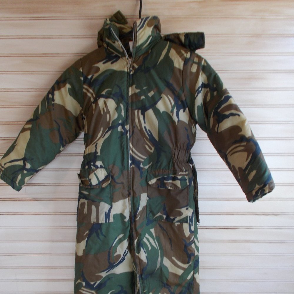 Sears Boy`s Camouflage Snow Suit Size 7